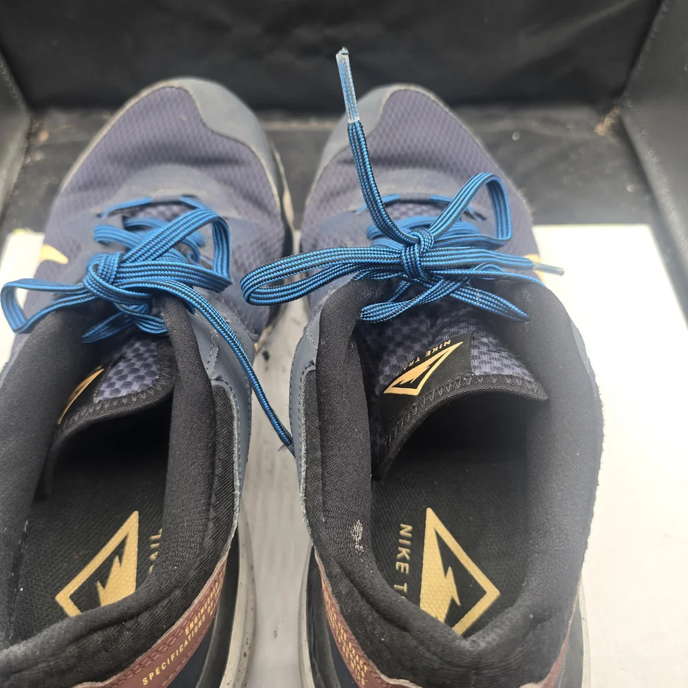 Nike Men's‎ Running Shoes - Black and Blue